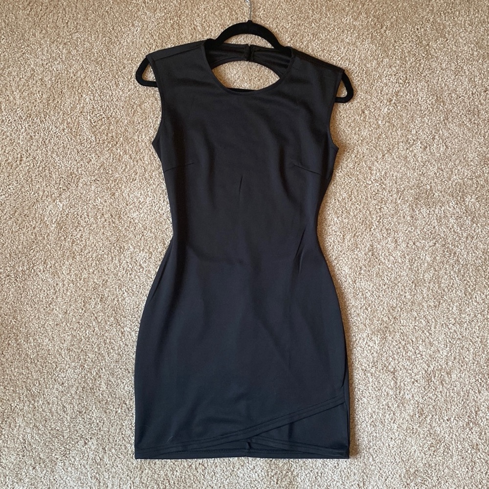 Polyester/spandex black dress